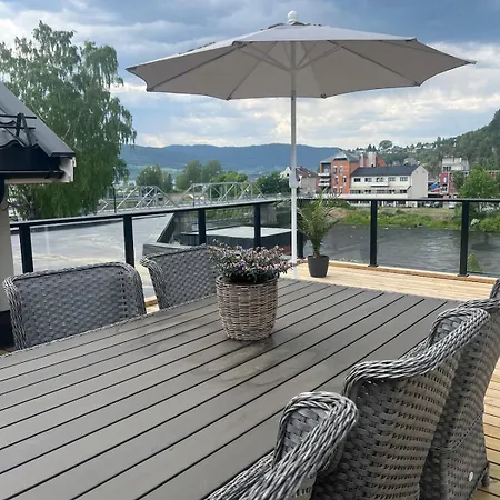 Flott Overnattingsted Med 3 Soverom Og Sentral Beliggenhet *