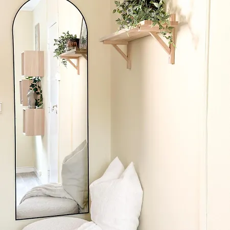 아파트 Flott Overnattingsted Med 3 Soverom Og Sentral Beliggenhet