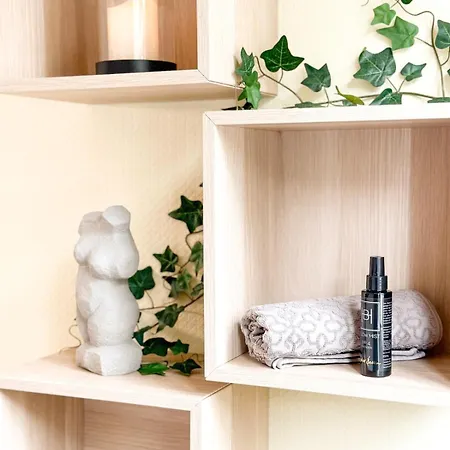 Flott Overnattingsted Med 3 Soverom Og Sentral Beliggenhet 아파트 *