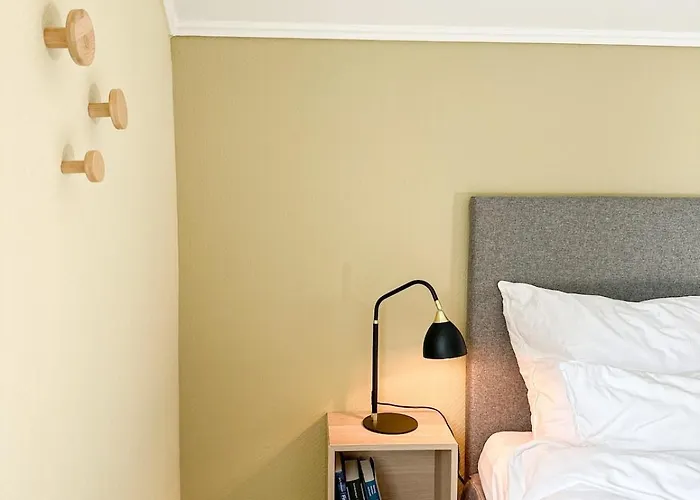 Flott Overnattingsted Med 3 Soverom Og Sentral Beliggenhet *