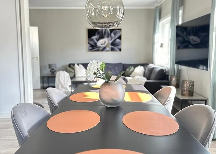 Flott Overnattingsted Med 3 Soverom Og Sentral Beliggenhet Notodden