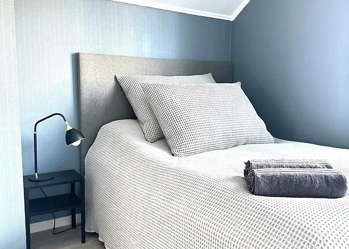 Leilighet Flott Overnattingsted Med 3 Soverom Og Sentral Beliggenhet