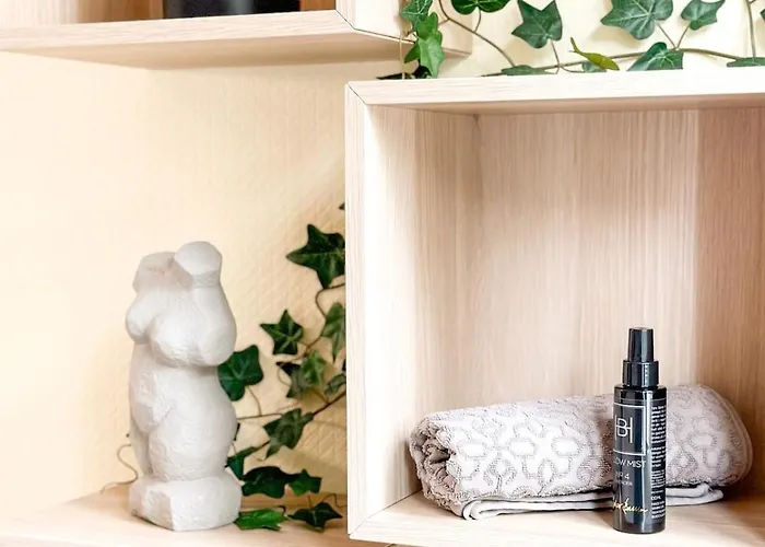 Flott Overnattingsted Med 3 Soverom Og Sentral Beliggenhet Leilighet *